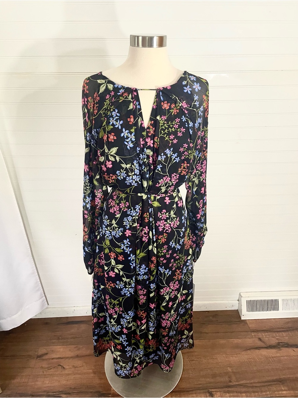 Calvin Klein Multicolor Floral Black Midi Dress NEW Size 10 Botanical